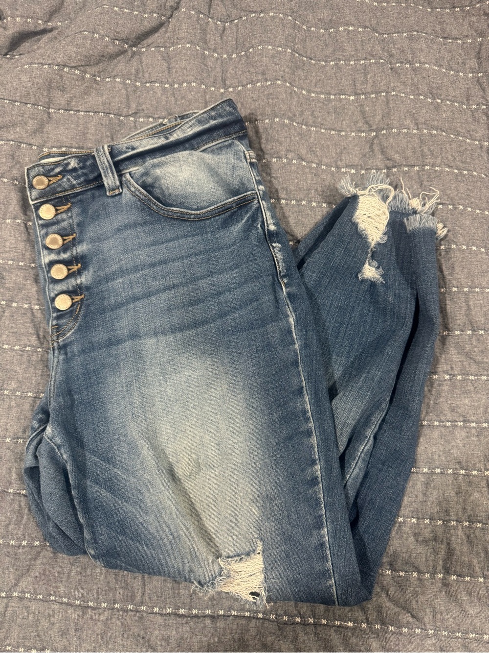 Kancan High-Rise Distressed Women’s Jeans - Light Blue